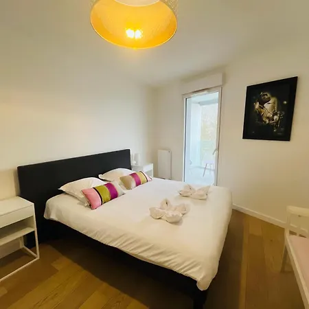 Presqu'ile De Caen, Terrasse & Parking Apartment *